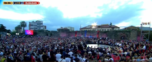 “Këneta, mbretëria e bufit”, Rama mbyll fushatën në Elbasan: Demokratët të reflektojnë