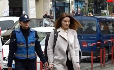 Ajola Xoxa kërkoi të merrte pas telefonin dhe sendet e sekuestruara, Gjykata e Lartë rrëzon rekursin