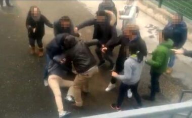 Sherr mes disa personave në një lokal në Tiranë, plagoset  35-vjeçari