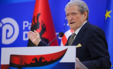 Sali Berisha: Për Oltën Rama i vë flakën jo Gjylametit, por gjysmës së grupit parlamentar