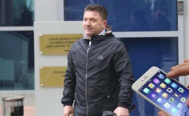Krimet Zgjedhore/ Policia njoftim zyrtar për kontrollin ndaj Elvis Roshit: Iu gjetën fatura, kupona nafte dhe lista zgjedhësish