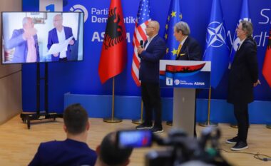Përfaqësuesi i PD denoncon: Në bar kafenë e Dervish Beqirit gjeta fletë të vulosura, zyrat e patronazhistëve paralel me qendrat e votimit (VIDEO)