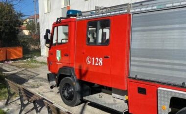 VIDEO/ Zjarr i madh në Babrru, merr flakë banesa e braktisur