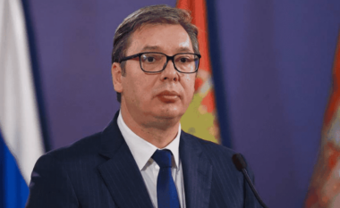 Anuloi takimin me Trump pas përkeqësimit të papritur/ Vuçiç përgatitet të shkojë në paradën e Putinit në Moskë pas daljes nga spitali