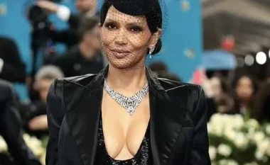 Halle Berry “çmend” Met Gala 2025: Pa të brendshme dhe me pjesët intime në pah!