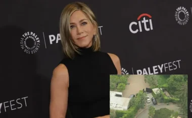 Përplasi makinën e tij me shtëpinë e Jennifer Aniston, arrestohet 70-vjeçari