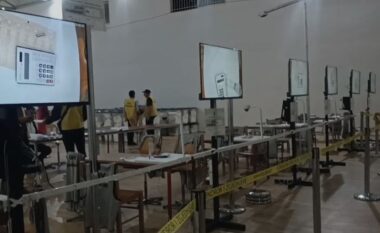 Numërohen 3 kutitë e para në bashkinë e Pustecit/ Ja rezultati PS-PD në bashkinë më të vogël të Qarkut Korçë