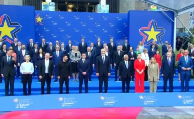 Komuniteti Politik Europian në Tiranë, agjencia ndërkombëtare e lajmeve Reuters: Shqipëria e vogël dhe aspiruese pret samitin gjigant europian