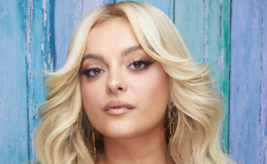 FOTO/ Bebe Rexha befason ndjekësit me pamjen e re, largohet nga dukja e zakonshme prej biondeje