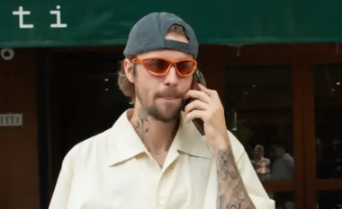 Justin në siklet: Harroi rripin e pantallonave, gjobitet në mes të Hollywood-it