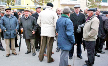 Kompensimet e taksat, deri në 16% shtesë për pensionistët! Përveç rimbursimit për energjinë elektrike, janë të përjashtuar edhe nga… Si aplikohet dhe dokumentet që nevojitet