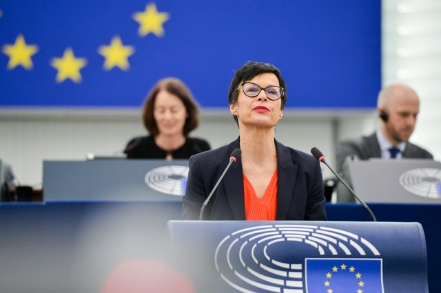 Rruga drejt BE-së bëhet autostradë/ Marta Kos: Brenda qershorit, hapen të gjithë kapitujt!