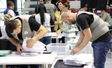 Votat e Greqisë,përfundon procesi i numërimit për subjektet zgjedhore në katër qarqe