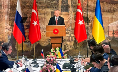 Negociatat Rusi-Ukrainë: Delegacioni rus niset për në Stamboll