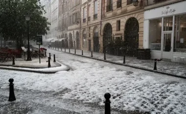 Pas temperaturave të larta, Franca goditet nga stuhi breshëri