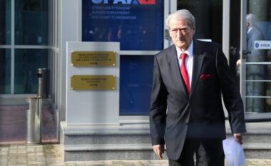Berisha mbërrin në Prokurorinë e Posaçme