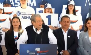Berisha komenton mitingun e PS në Dibër dhe Ramën me Noizyn: Ç’lidhje ka ai me pensionet?  Tallet me ju, edhe Kamala mori të gjithë Hollywood-in, por përfundoi atje ku e meritonte