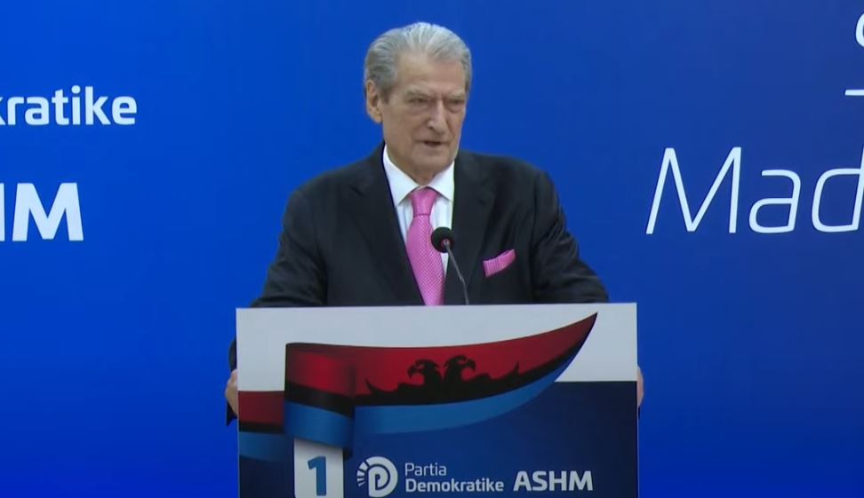 I lirë të udhëtojë në SHBA? Flet Berisha: Ky vendim shpërblim i madh për të gjithë demokratët që qëndruan për kauzën e drejtë, e vërteta vonon por nuk harron