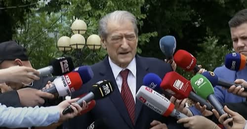 Parlamenti mbylli punimet pas 15 minutash/ Berisha: Bodrum i mafias, seanca e sotme ndër më të turpshmet