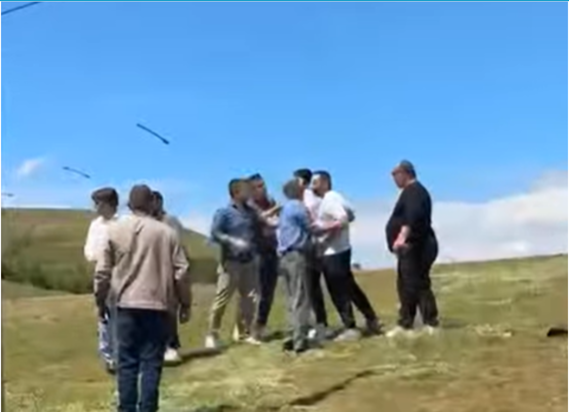 Denoncimi i Xhelal Mziut: Rilindja në terren me administratën dhe grupet kriminale, janë dhunuar 2 persona (VIDEO)