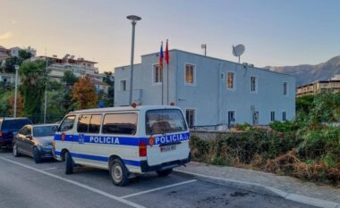 Plas sherri në Himarë, efektivët e policisë bashkiake përleshen me njëri-tjetrin