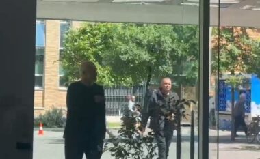 Edi Rama shkon në selinë e Partisë Socialiste