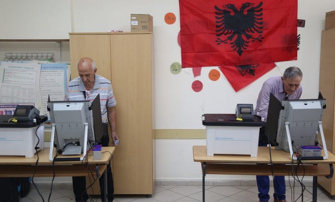 Publikohet rezultati i votimit elektronik në Vorë