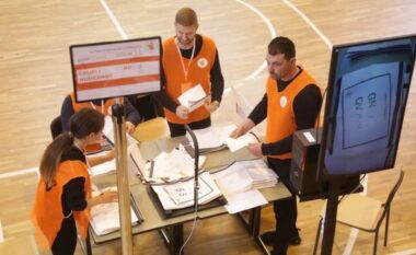Përditësimi i fundit/ Rezultatet deri në orën 8:00, ja si ndahen mandatet deri tani