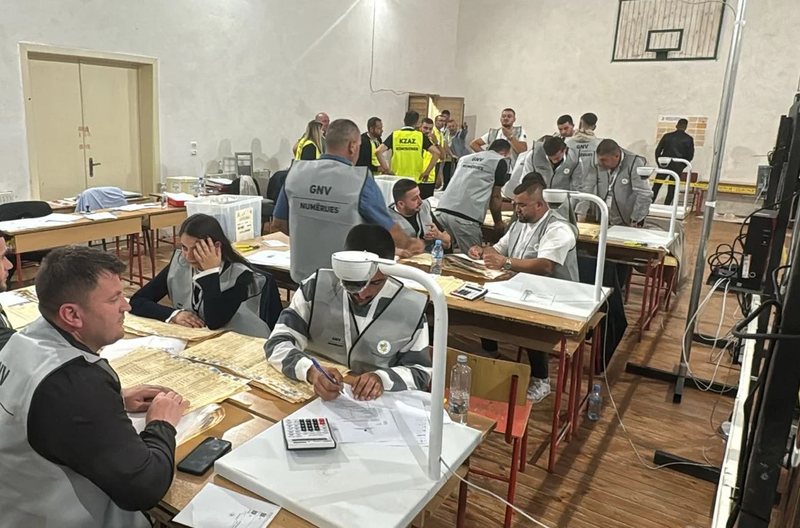 Votimi në Burgun e Durrësit/ Komisioni i Zgjedhjeve konfirmon rezultatin: Aty ku ndodhen Veliaj, Beqaj, Koka dhe Bllako, fiton PS