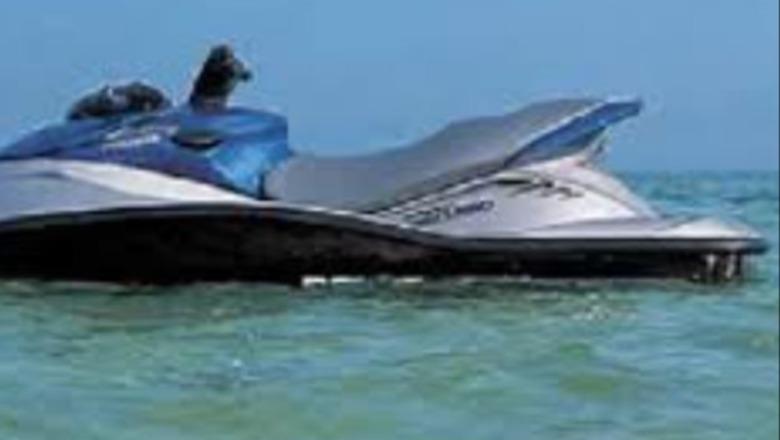 E rëndë në Durrës/ Policia Kufitare gjen 2 turistë të braktisur në det, njëri ndërroi jetë, tjetri dërgohet në spital