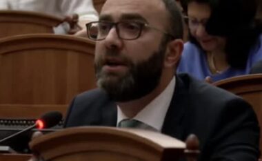 Seanca duhej të zhvillohej të enjten/ Bardhi-Spiropalit: Nuk ishit në Ukrainë, por duke ngrënë drekë në Greqi