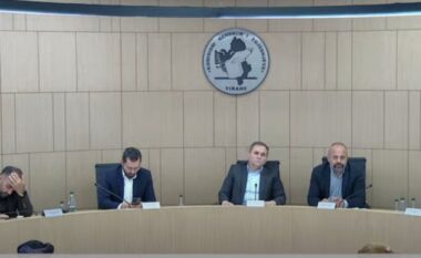 Hapja e kutive në qarkun Tiranë, burime pranë KQZ: Na duhen 10 ditë kohë për infrastrukturën teknike