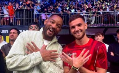 Will Smith bën simbolin e shqiponjës me futbollistin shqiptar, fotoja ‘pushton’ rrjetin