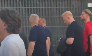Drejtori i ri sportiv i Milanit, Igli Tare në stadium për ekipin kuqezi