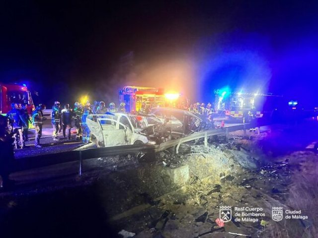 Tragjike/ Tre shqiptarët grabitën një farmaci dhe tentuan të arratiseshin, por u përplasën me automjetin e një polici, humbin jetën të katërt