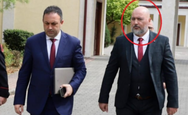 Më pak se një vit në krye të Gardës, Ervin Hoxha detyron Ermal Onuzin të japë dorëheqjen