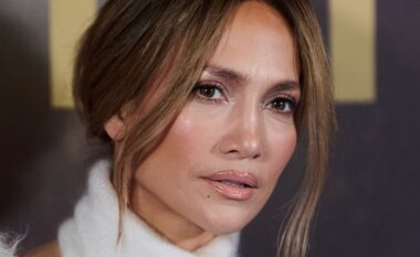 Rrëfimi në lot i Jennifer Lopez, këngëtarja tregon dhimbjen që po kalon