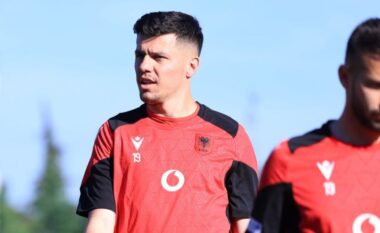 “Moj Shqipëri nanë loke, ty t’qofsha fal!” Pendohet Mirlind Daku, çfarë e shtyu sulmuesin të ndryshojë postimin?