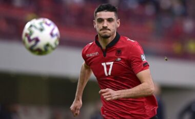 Armando Broja në bisedime me katër klube, kërkon largimin nga Chelsea
