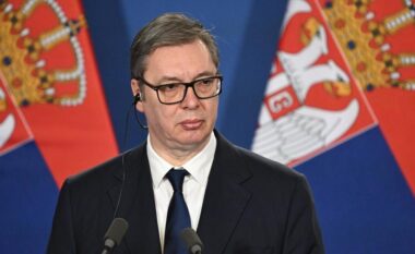 “Plas” në Serbi, Presidenti Vucic del kundër Federatës, shkak ndeshja me Shqipërinë dhe Anglinë