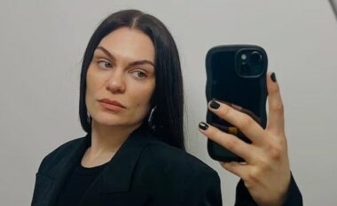 Jessie J shpërthen në lot mes betejës me kancerin: Po përballem me ditën më të vështirë të jetës sime