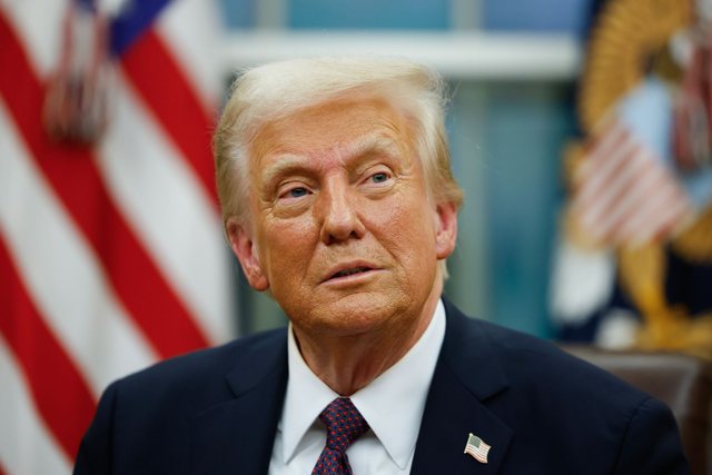 Trump paralajmëron Iranin  Nëse sulmon SHBA të  do të përballet me fuqinë e padëgjuar të ushtrisë sonë