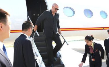 Kryeministria thotë se udhëtimi me avion privat i Ramës u mbulua nga Air Albania