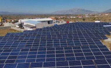 Zhvillimi i energjisë diellore, miratohet ndërtimi i centralit fotovoltaik 82 MW në Fier