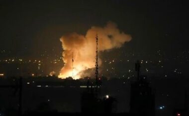 Përshkallëzohet konflikti, Izraeli godet nga ajri depot e armëve dhe bazat ushtarake në Iran