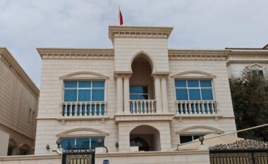 Tensionet në Lindjen e Mesme, ambasada në Abu Dhabi numra emergjence në dispozicion të qytetarëve shqiptarë