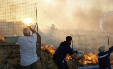 Gjendje e jashtëzakonshme në ishullin Chios në Greqi nga zjarret, tymi shkon 500 kilometra larg