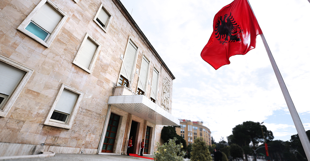 Vendimi i qeverisë/ Rritje page dhe ndryshim në strukturën e administratës, ja kategoritë që përfitojnë