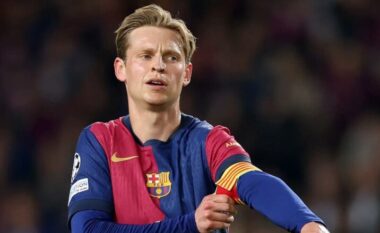 De Jong bën një hap të madh drejt nënshkrimit të kontratës së re me Barcelonën