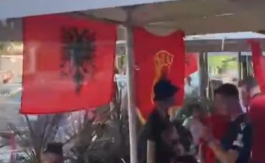 VIDEO / Tirana kuq e zi në çdo vend, nuk mungojn flamurat e UÇK-së
